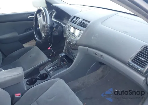 2007 Honda Accord 2.4 Lx z USA, uszkodzony, nr VIN 1HGCM564X7A175922